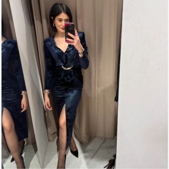 ZARA VELVET MIDI DRESS WITH HARDWARE - Picture 4 of 16